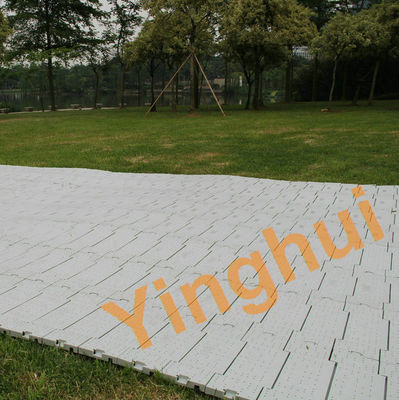 Bon prix Plastique Pp protection de l'herbe de stade plancher d'événement en plein air plancher pour la tente de fête Exposition de mariage en ligne