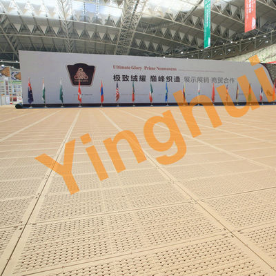 Interlocking Plastic Floor Tiles Portable Event Flooring For Outdoor Indoor Event Stadium Concert