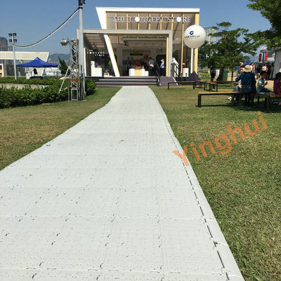 Anti Slip Outdoor Indoor Wedding Banquet Grass Protection Flooring Temporary Concerts Walkway Event Plastic Flooring