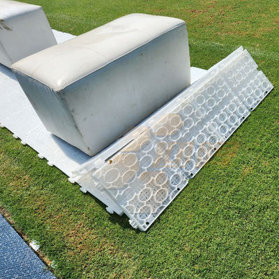 Bon prix Plancher de terrasse de passerelle de tente d'événement de concert antidérapant extérieur Revêtement de sol temporaire de protection de gazon Planchers en plastique en ligne