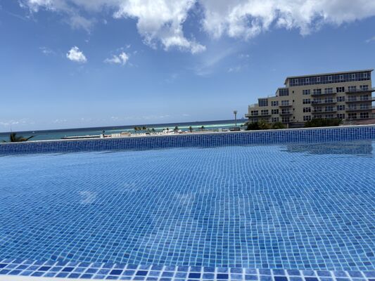 Prefabricated Steel Swimming Pool with Advanced Insulation Technology